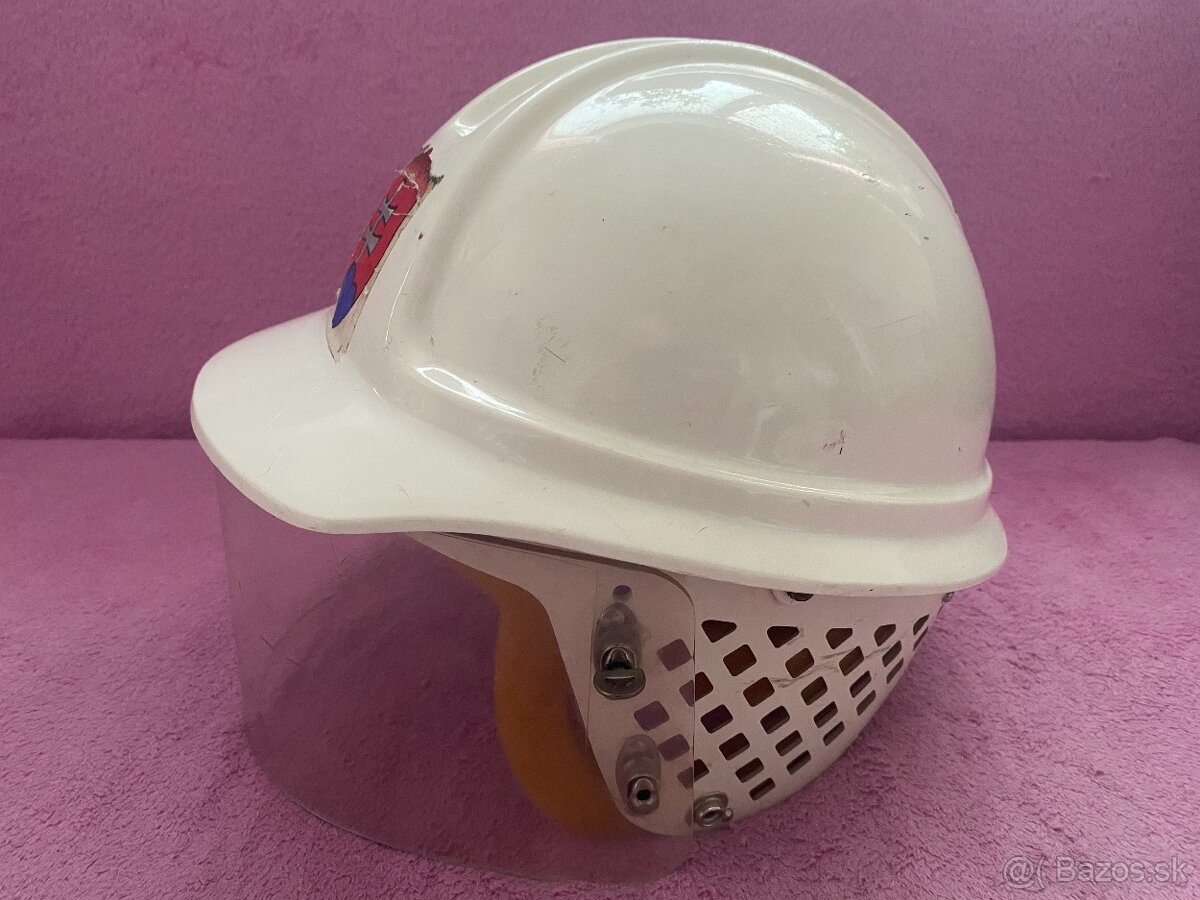 Policajna prilba - 3