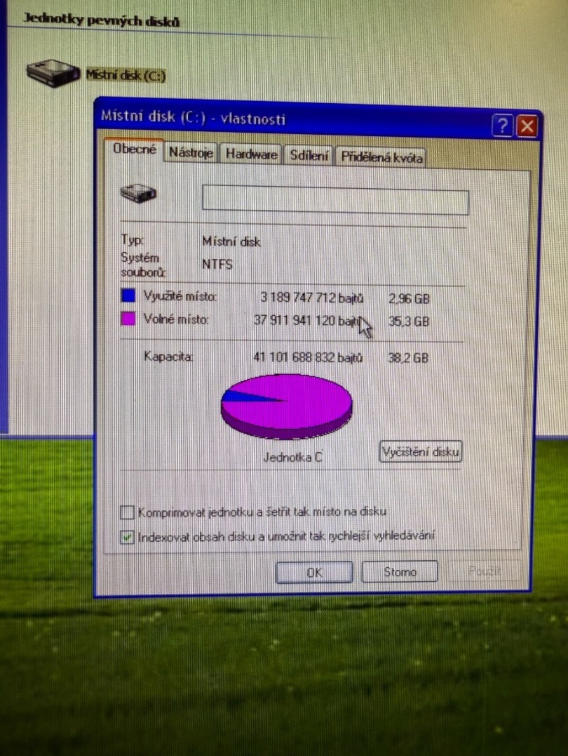 Stolový počítač s Windows XP – ideálny pre staršie programy - 3