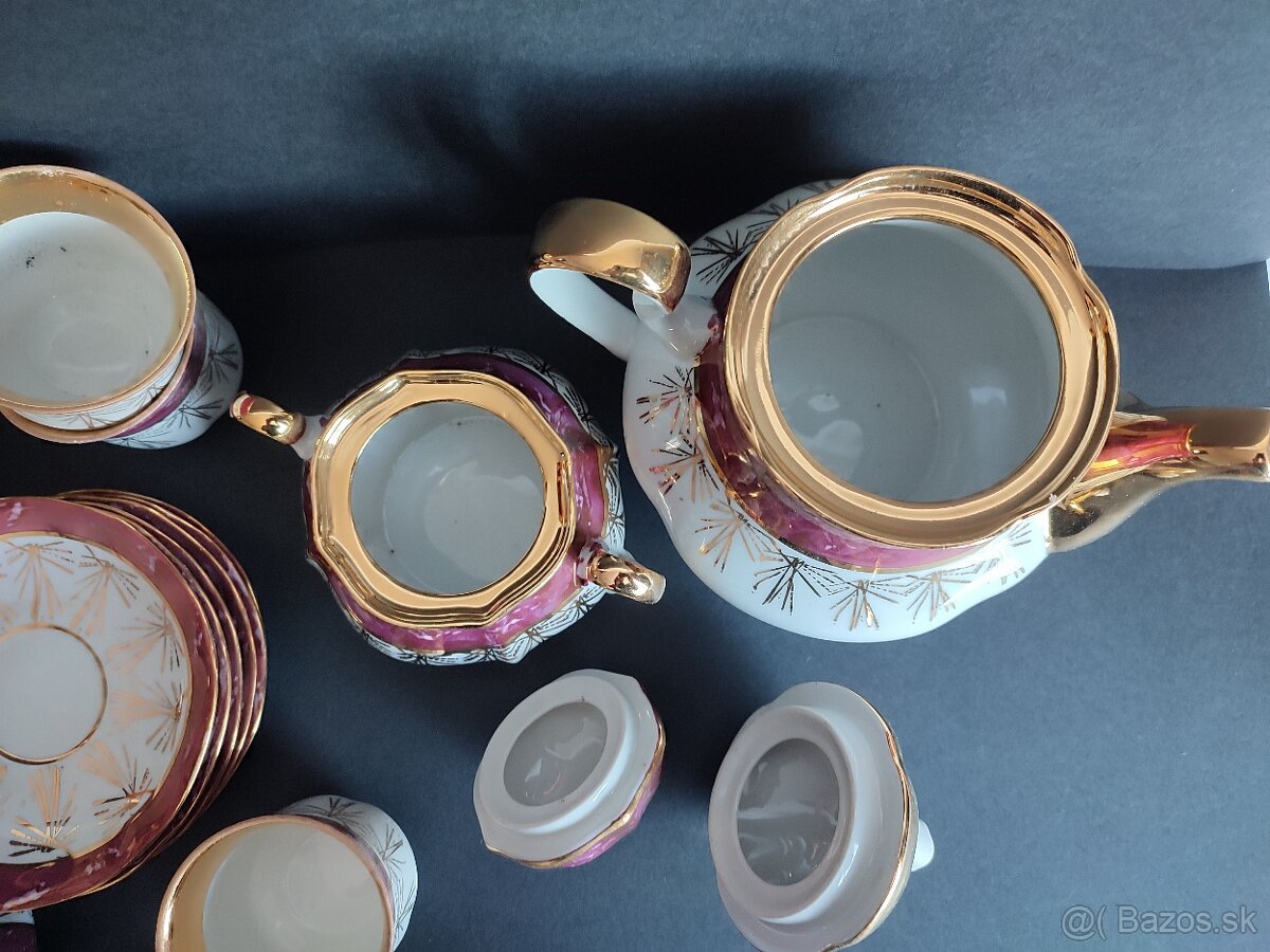 Porcelánový set. - 3