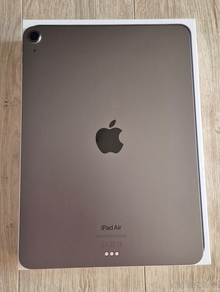 iPad Air 5 (2022) 10.9 - 3