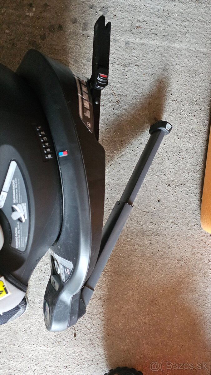 Autosedačka otočná Joie Ispin 360 - 3