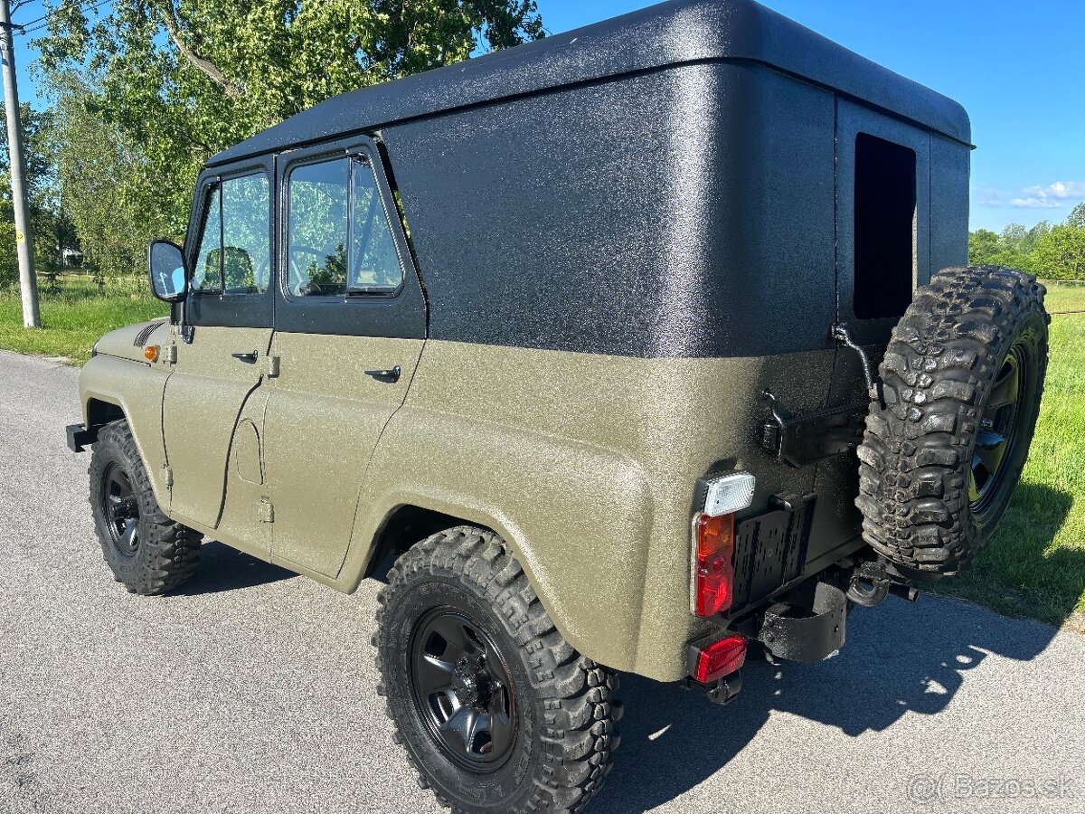 Uaz 469 tp spz - 3
