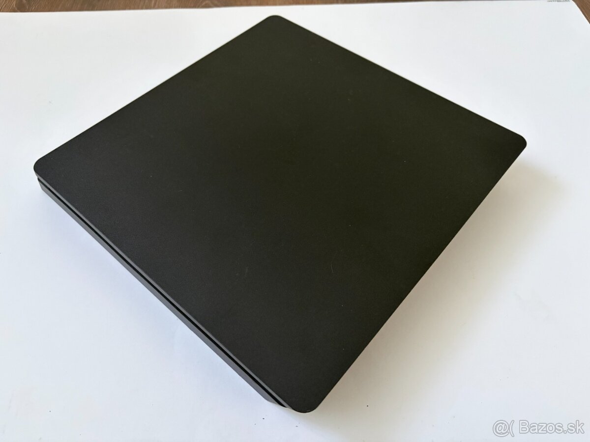 PS 4 Disc + GTA 5 - 3