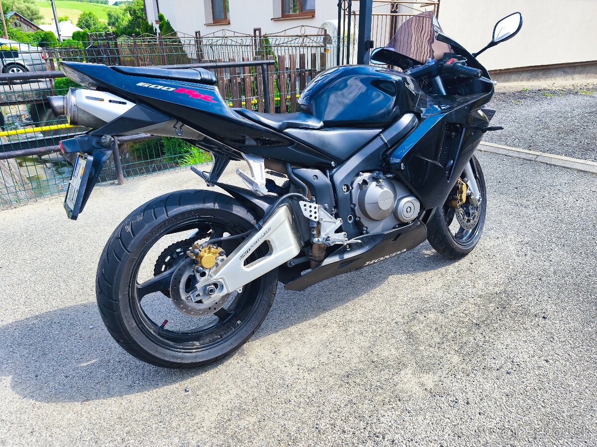 Honda CBR 600 rr - 3