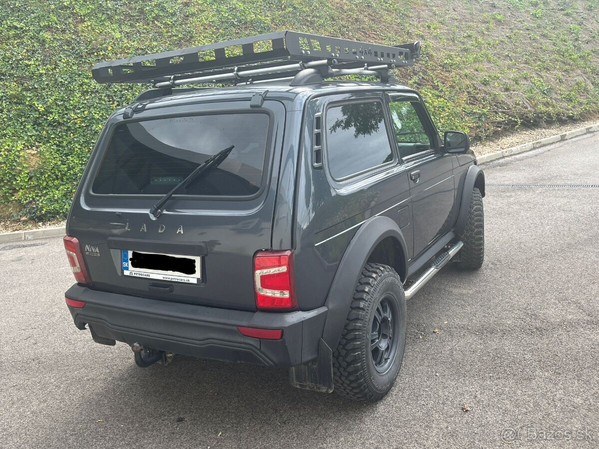 Lada Niva Bronto 1,7 4x4 - 3