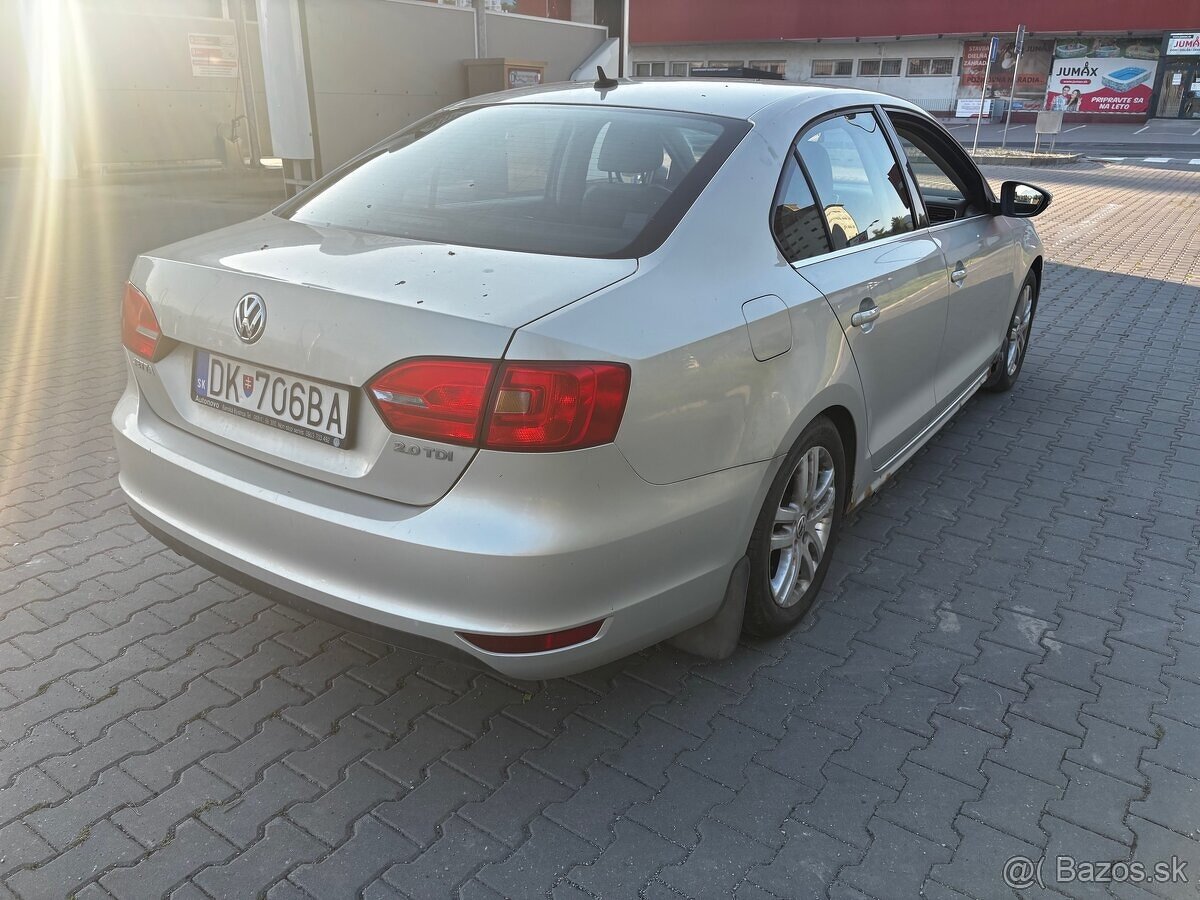 VW Jetta 2.0Tdi 103kw 2011 - 3