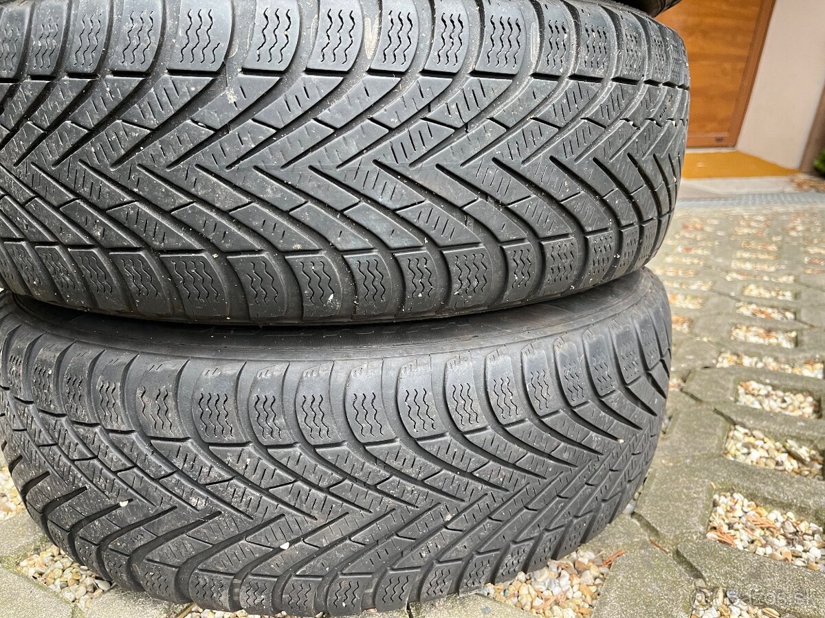 Pirelli Winter Cinturato 185/60 R15 + disky - 3