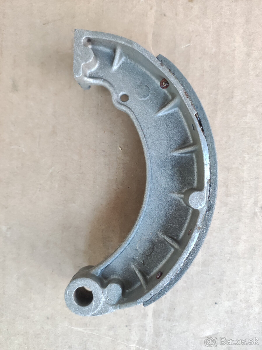 Brzdové čeľuste po repasii - 3
