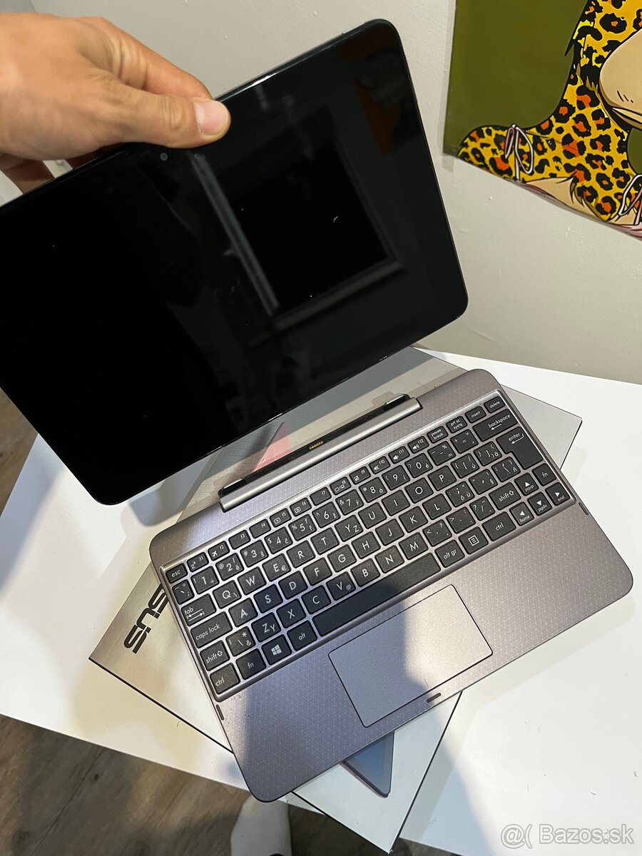 ASUS notebook - 3