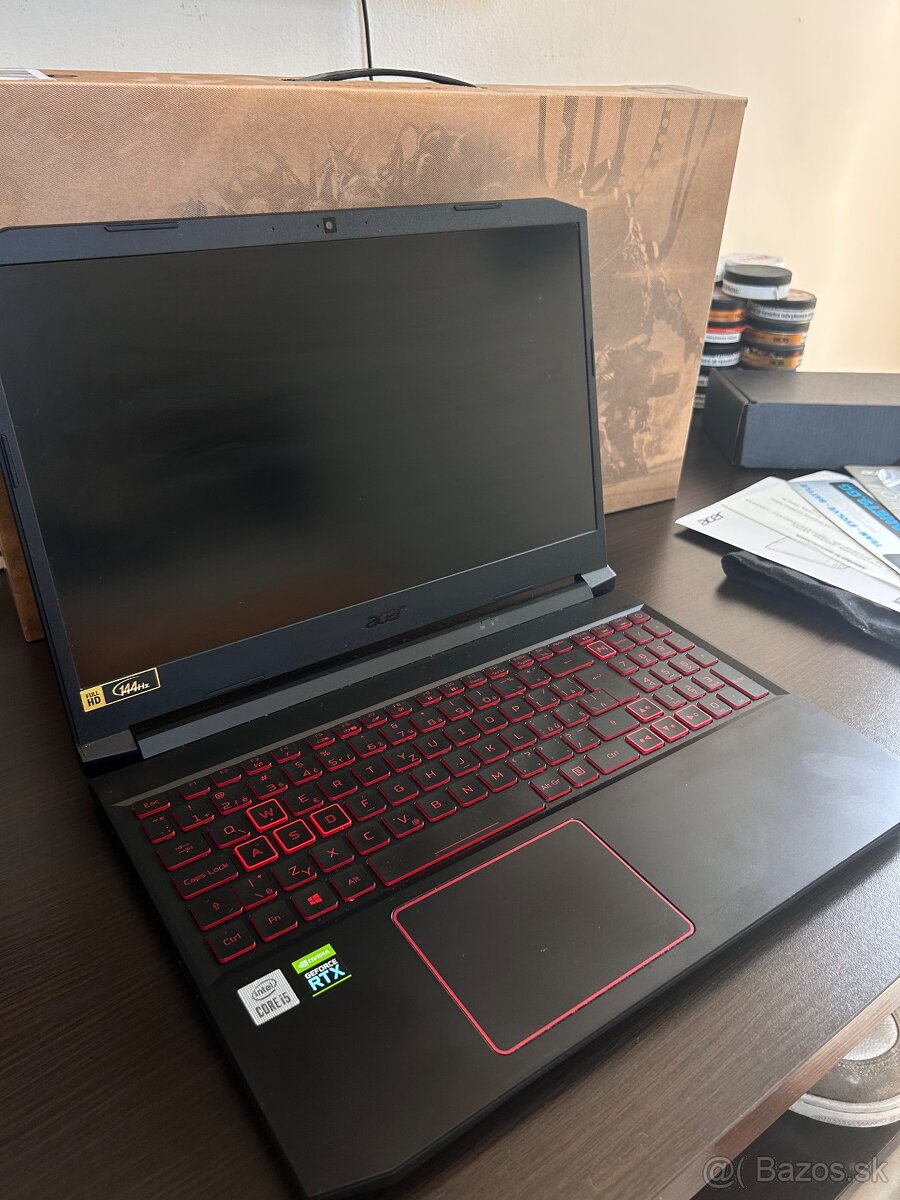 Výkonný Acer Nitro 5 - 3