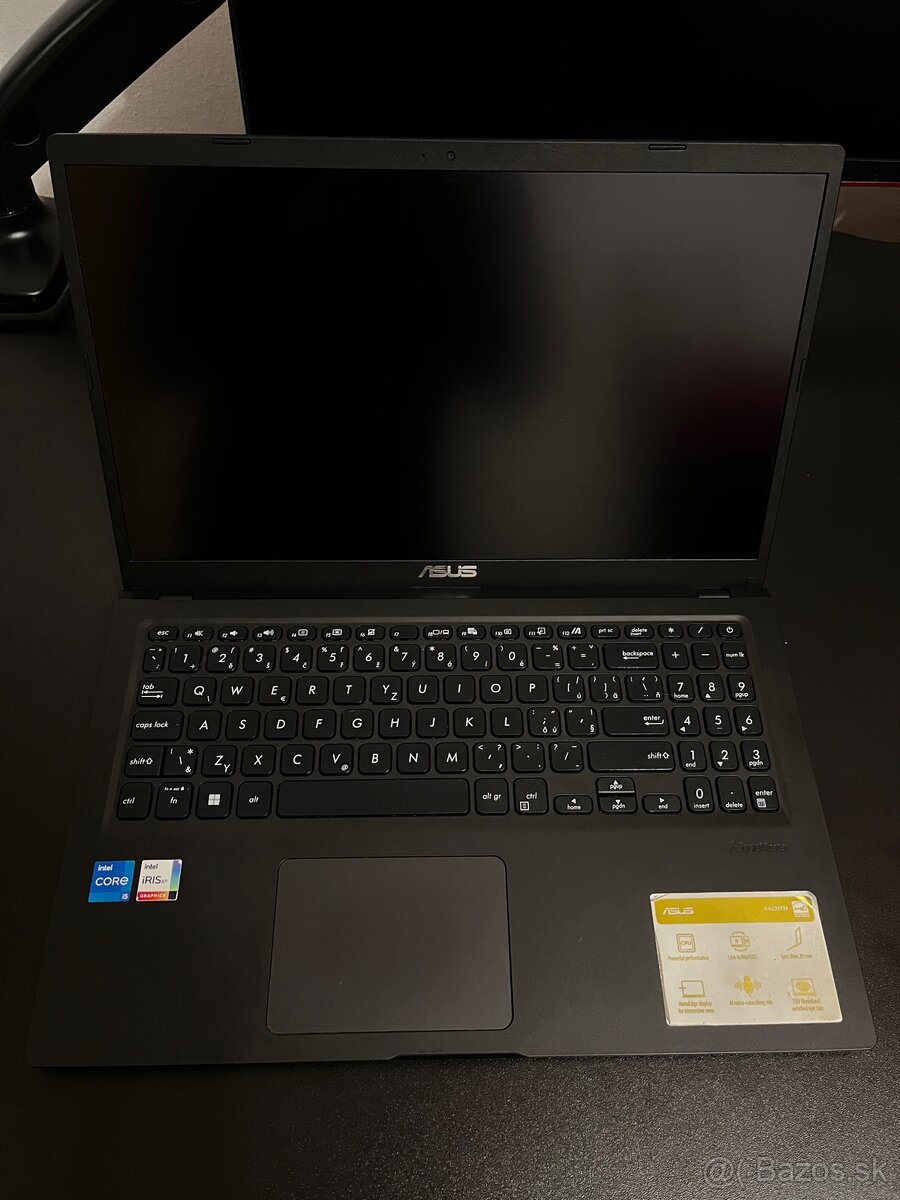 ASUS Vivobook 15.6”, intel i5, 512gb SSD, 8gb RAM - 3