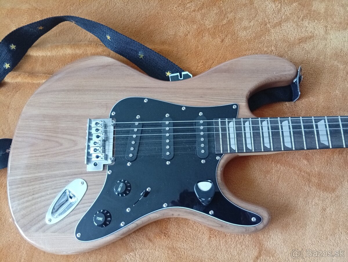Predam elektricku gitaru - 3