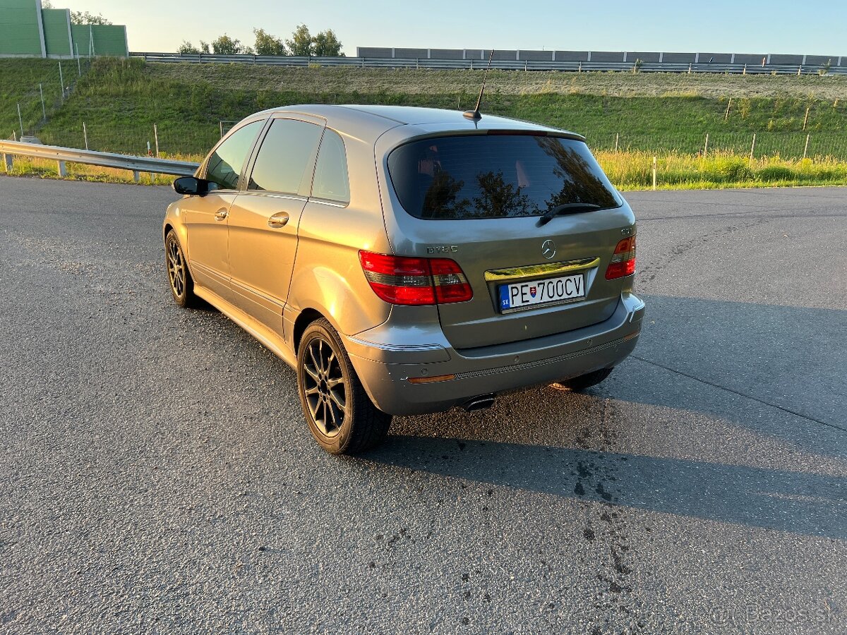 Mercedes-Benz B 180 W245 - 3