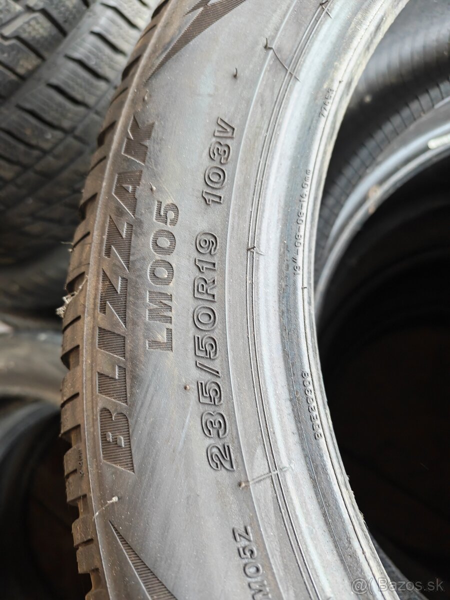235/50r19 - 3