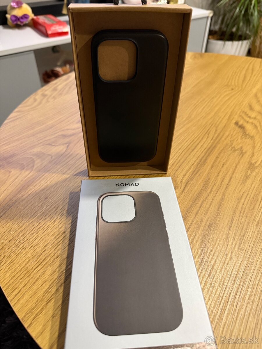 Predam kožený obal Nomad Green Chrome – iPhone 16 Pro - 3