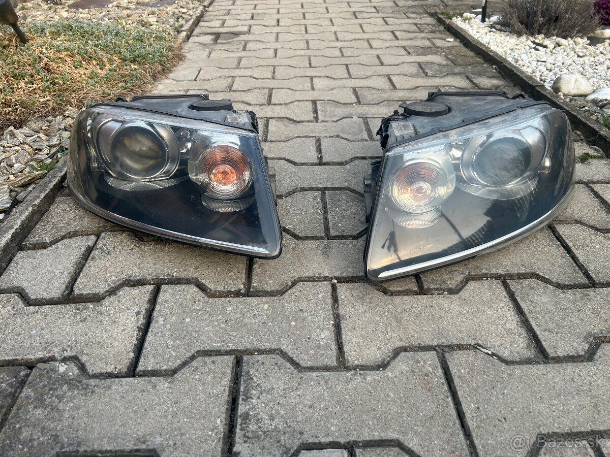 Svetlá Volkswagen Touareg 7L - 3