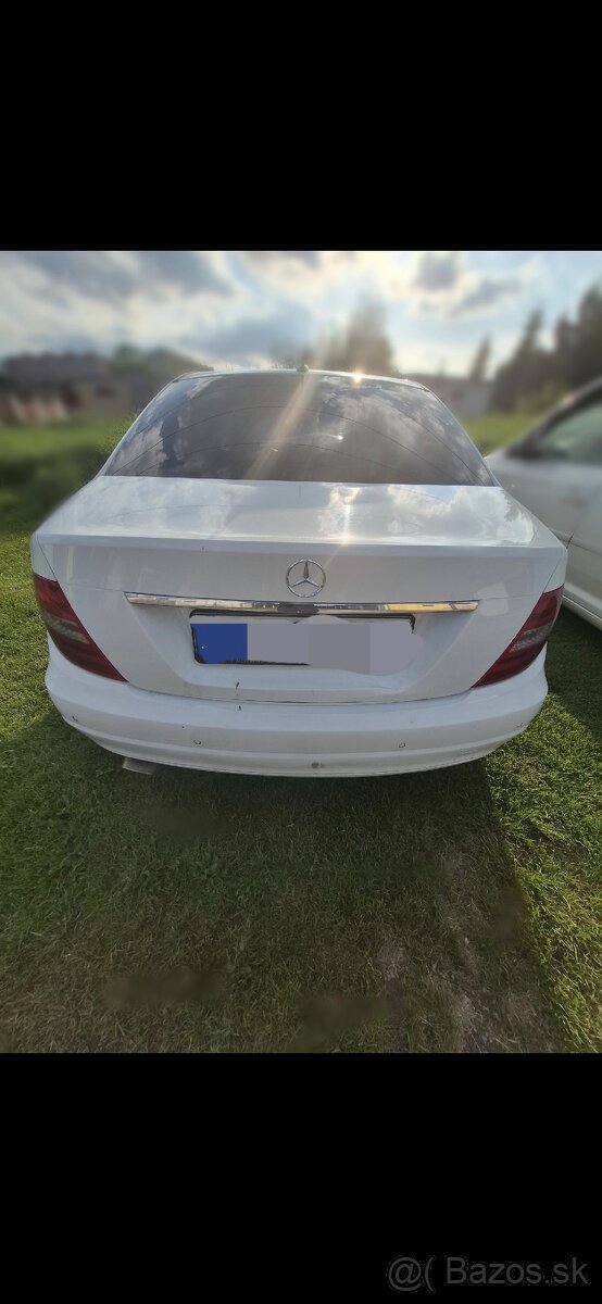 Mercedes Benz C220 - 3