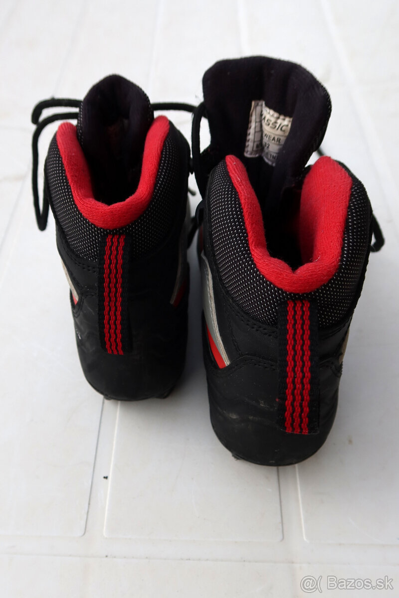 Predám detské bežkárske topánky na viazanie NNN, veľkosť 32. - 3