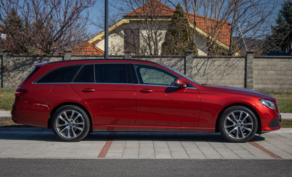 Mercedes E220d 4matic - 3