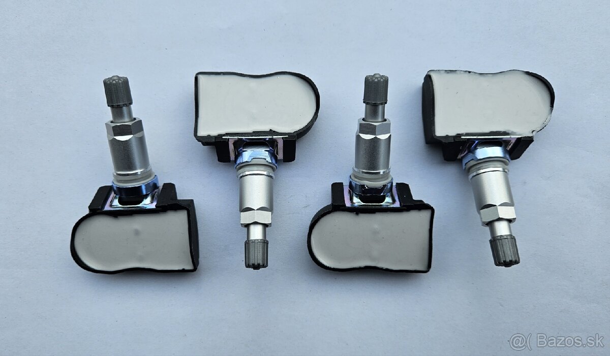 SUZUKI SNÍMAČE TLAKU PNEUMATÍK
- 3