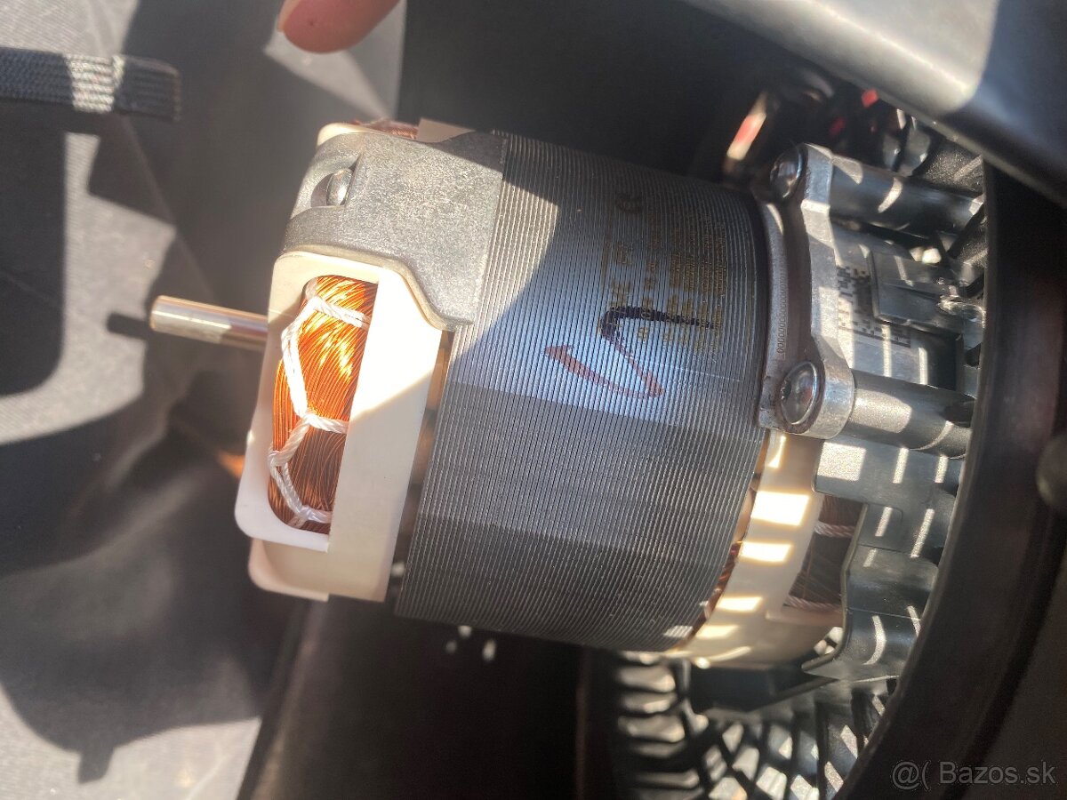 Nepoužitý ventilátor do digestora - 3