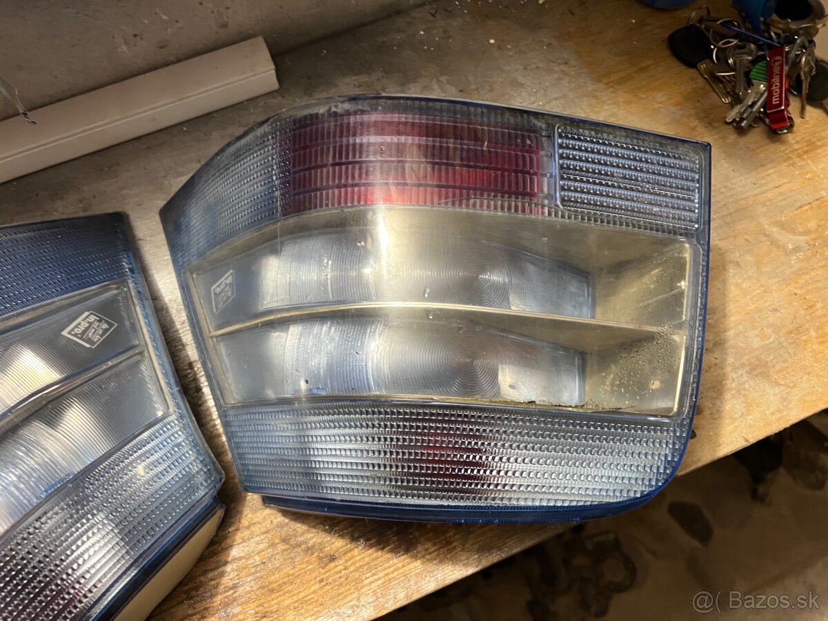 Volkswagen Golf zadne svetla - 3