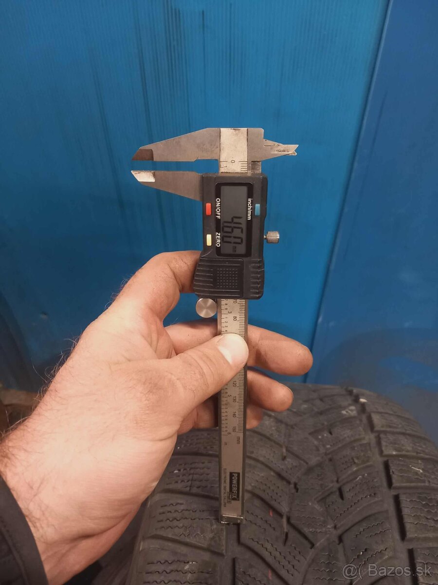 Pneumatiky zimné - Goodyear 235/55/R18 - 3