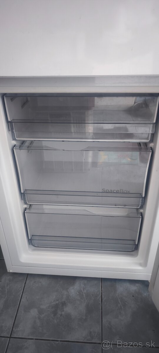 Chladnicka gorenje - 3