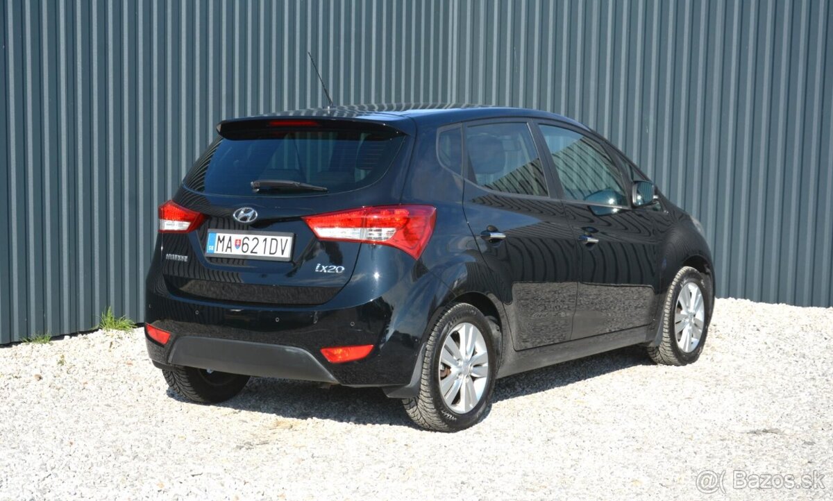 Hyundai ix20 1.60 benzín, automat, panoráma - 3