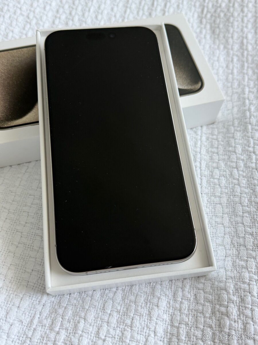 iPhone 15 Pro Max, Natural Titanium 256GB - 3