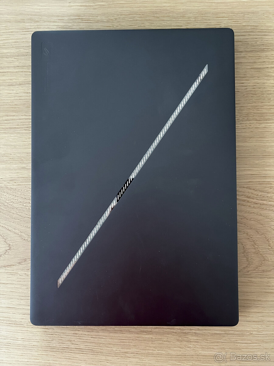 ASUS ROG Zephyrus G16 GU605MZ-NEBULA026W Eclipse Gray kovový - 3