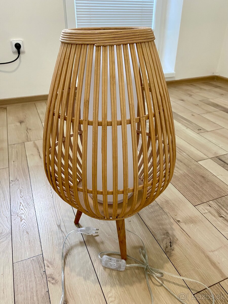 Dizajnová nevyužitá lampa - 3