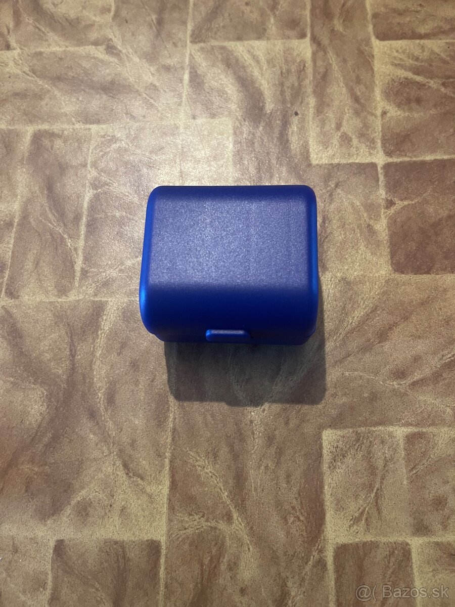 Cestovný adaptér - 3