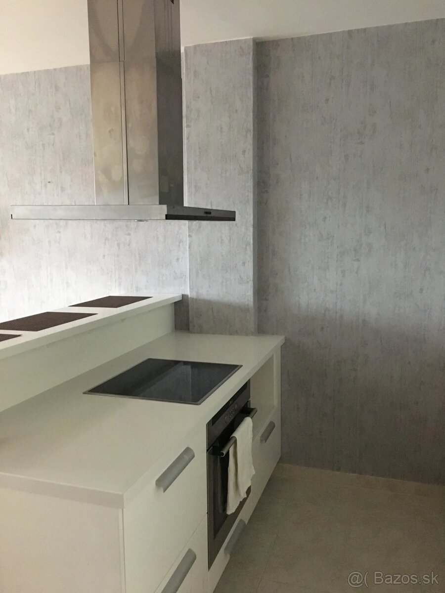 Priestranný 2 iz byt v novostavbe v Ružinove – čiastočne zar - 3