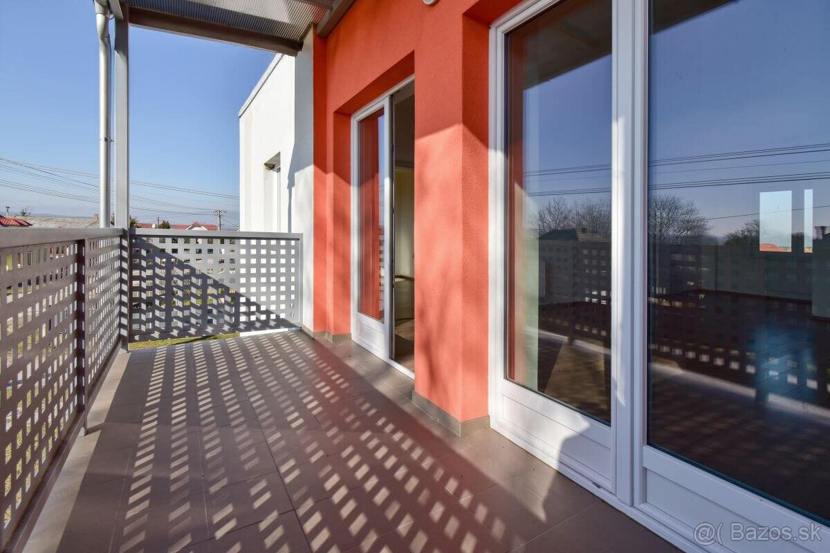 2NP 202 Moderný 2-izbový byt v zrekonštruovanom dome – - 3