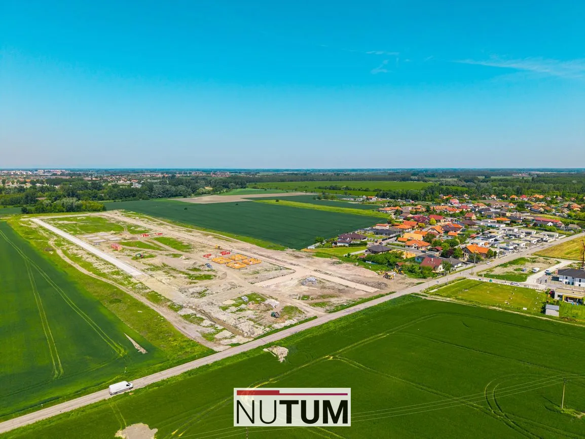 Posledné 2 stavebné pozemky v Dolnom Bare - 3