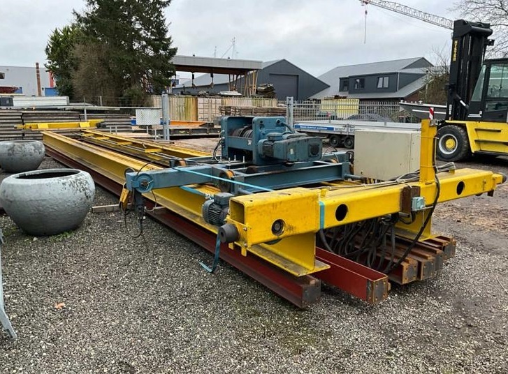 Mostový žeriav - 3