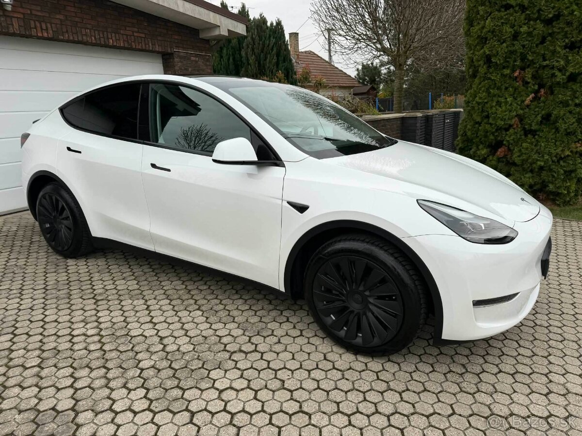 Tesla Model Y 378 KW LONG RANGE-DUAL MOTOR - 3