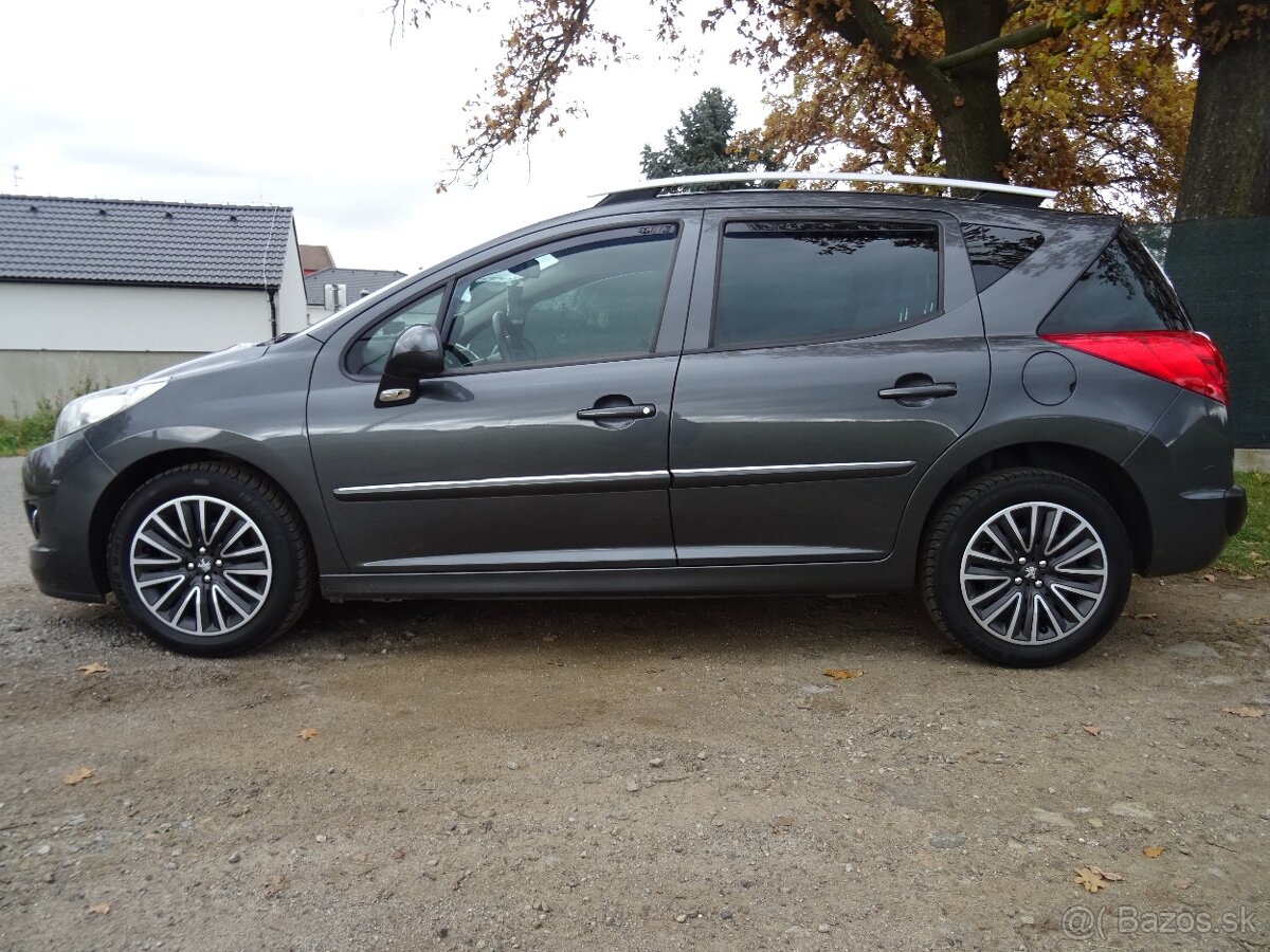 Peugeot 207 SW 1,6i 88kW Automat, Rezervováno - 3