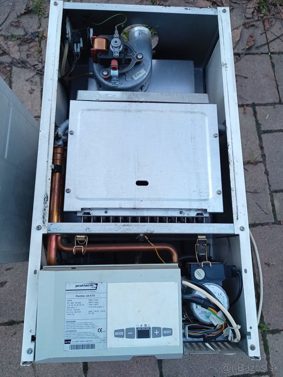 Predám kotol Protherm panther - 3