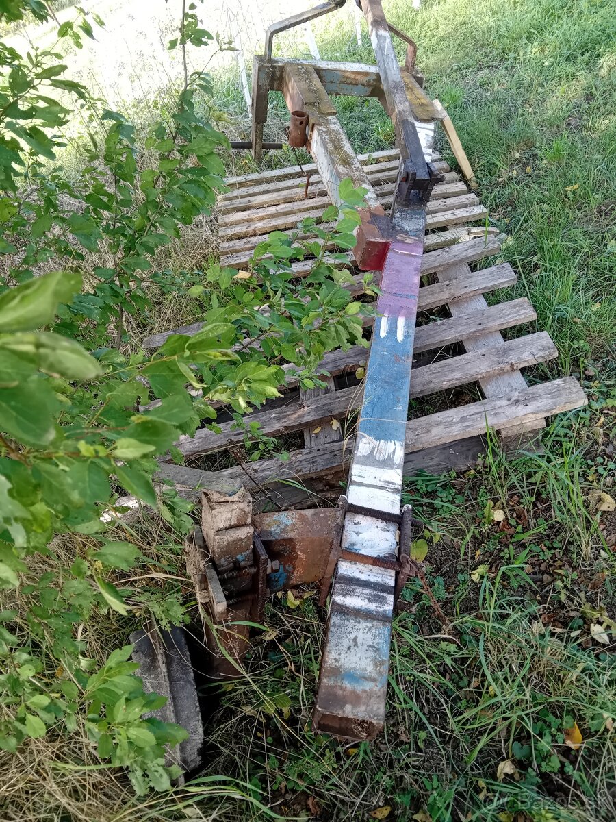 Predám pluh troják - 3
