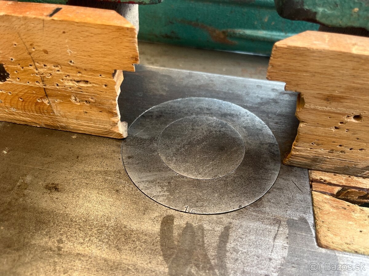 5 operacny stroj - 3