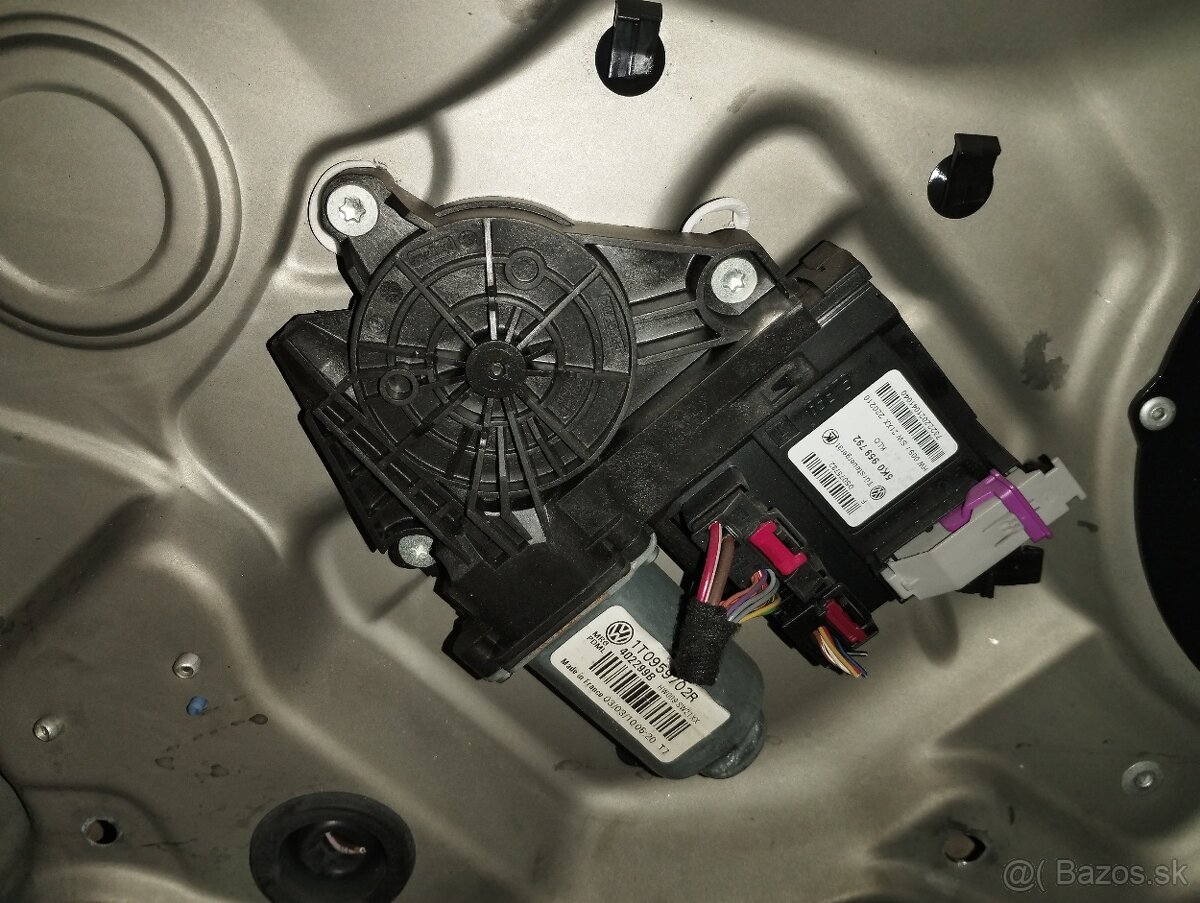 Sťahovačka Octavia 2 pravé predné - 3