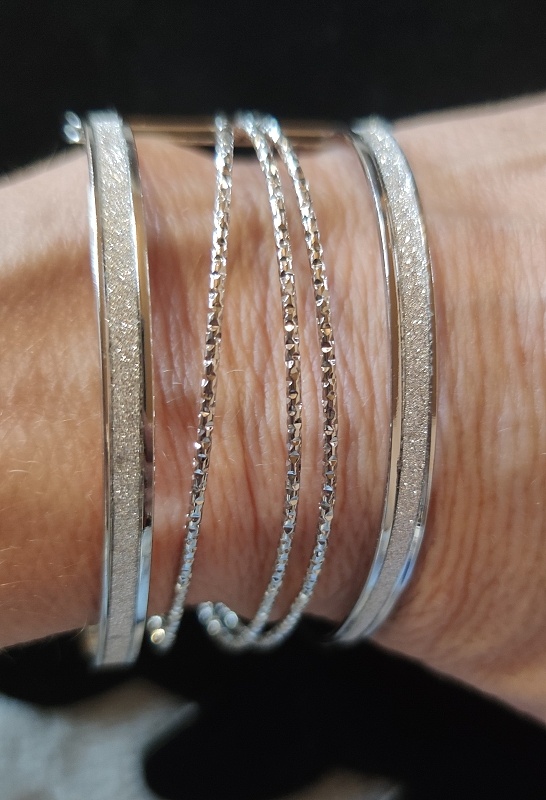 prekrásny náramok UNI - 3