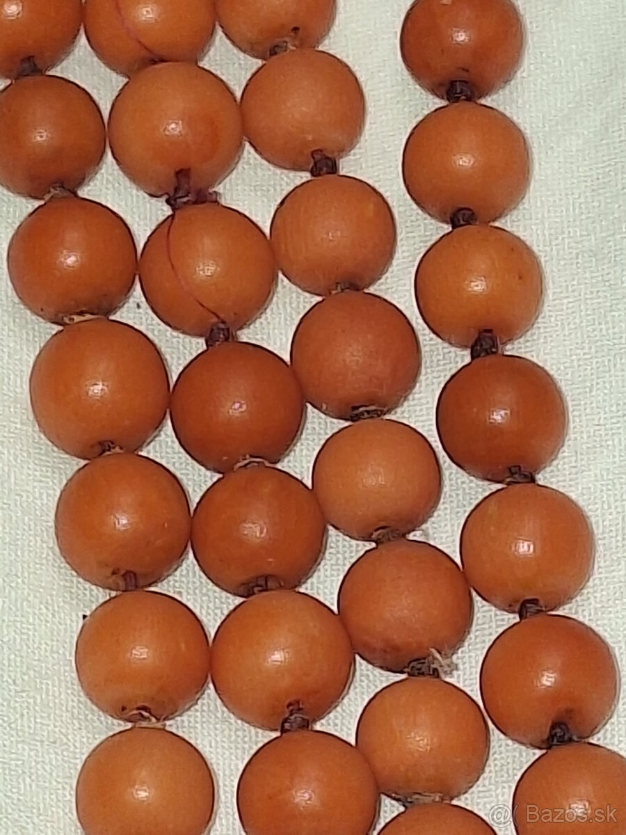 NÁHRDELNÍK Z KORÁLU - 3