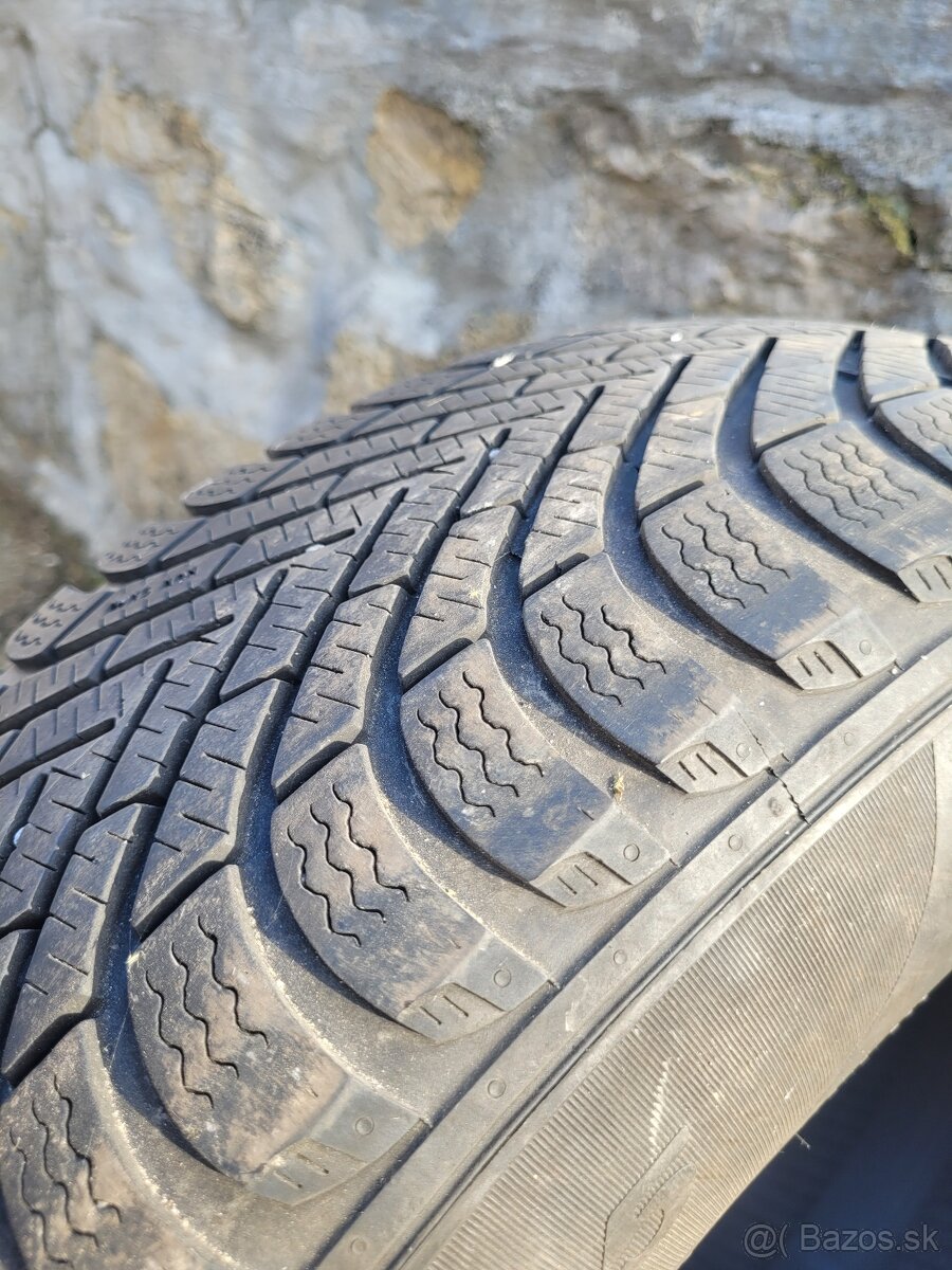 Zimní pneu 195/65 R15 - 3