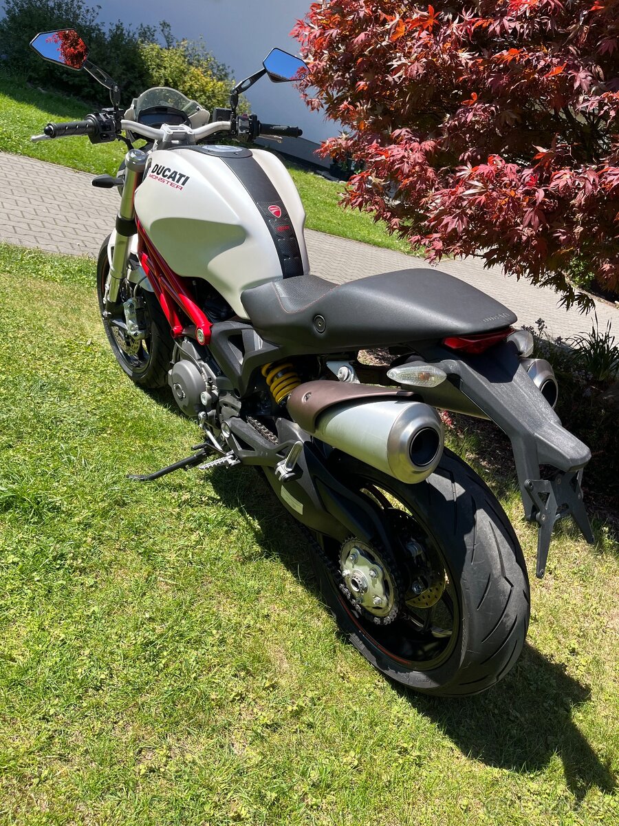 Ducati Monster 796 - 3
