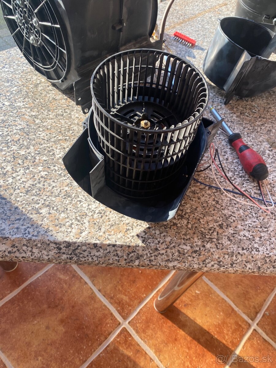 Predám nepoužitý motor do digestora - 3