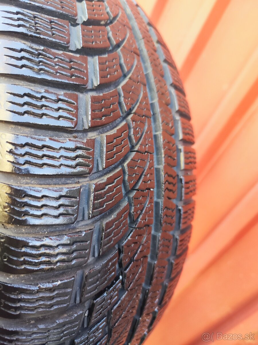 Zimné pneu =NOKIAN= 235/45 R19 - 3