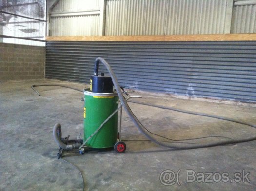Predavam priemyselný vysávač - 3